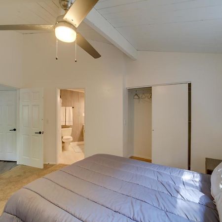 Cozy Munds Park Retreat Hike, Golf And Fish! Villa Exteriör bild