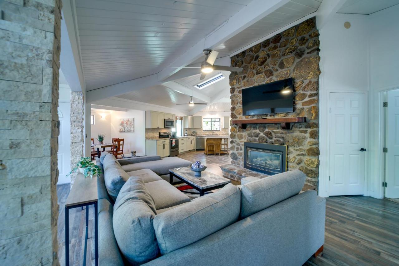 Cozy Munds Park Retreat Hike, Golf And Fish! Villa Exteriör bild